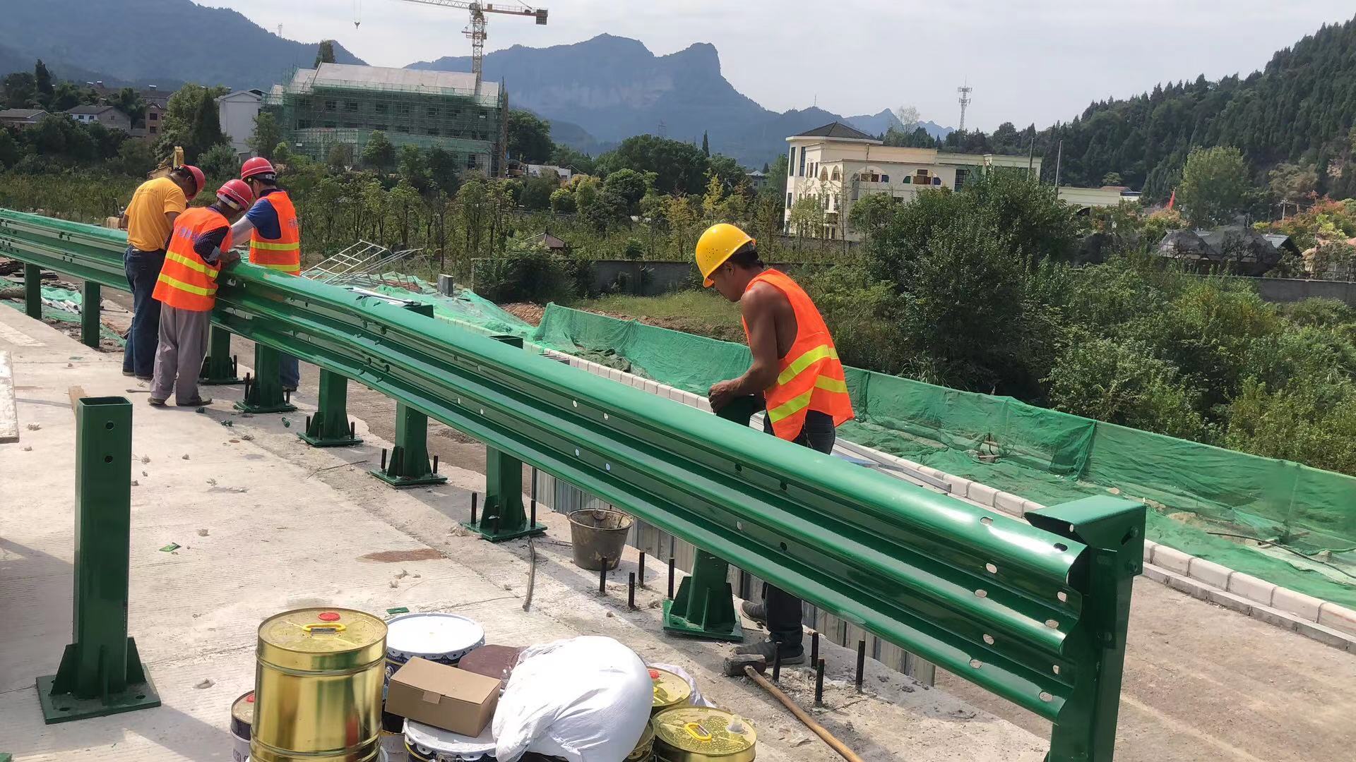 河北区高速公路波形护栏热镀锌波形护栏 - 推荐